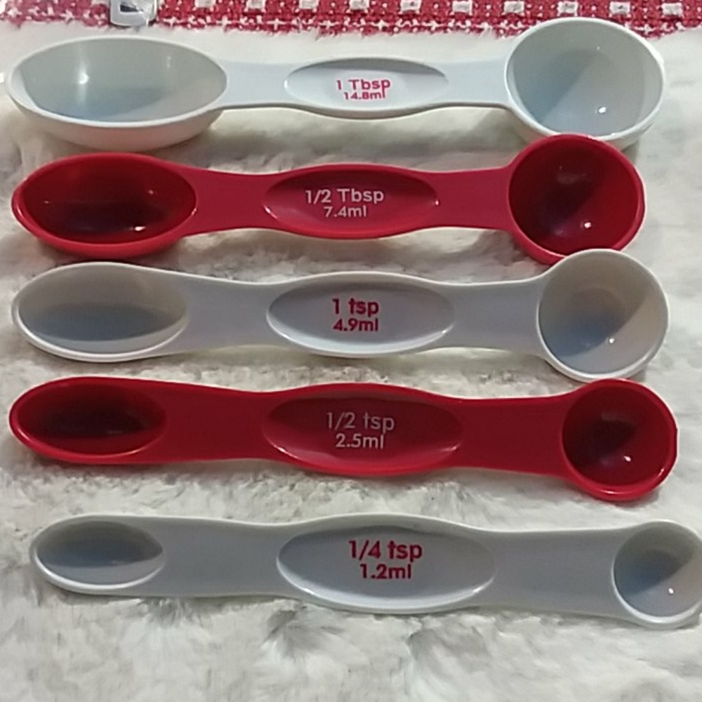 Kitchen Utensils - Picture 3 of 7